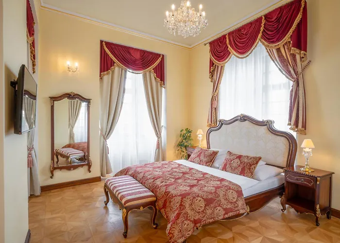 Galicia Nueva, Castle Hotel