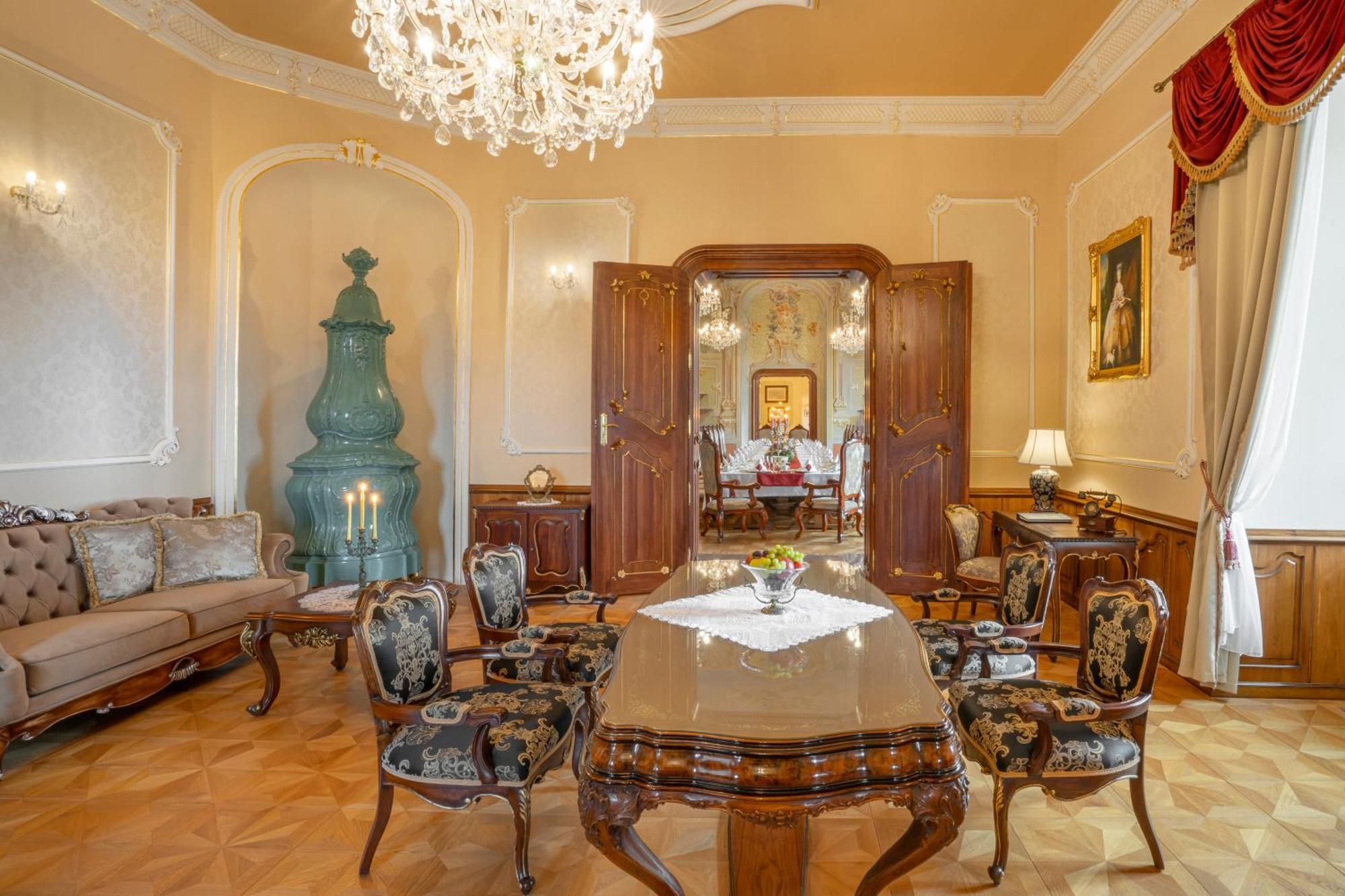 Galicia Nueva, Castle 酒店 Lučenec
